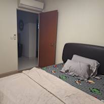 Keng's room