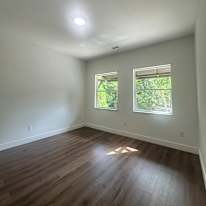 Javva's room