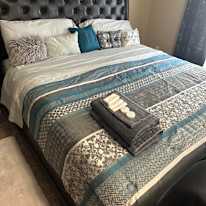 Amoya's room
