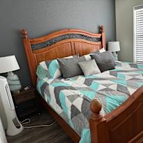 Tacy Taylor's room