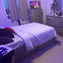 Niko's room