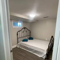 Shna's room