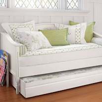 Sylvia OWNER living On Site acceptg ODSP ON Works Retirees Widow Widower Contractor Builder Mason's room