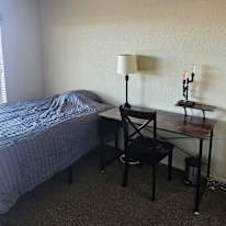 Thomas's room