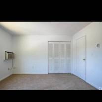 Nayeem mohammed's room
