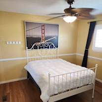 Luis's room
