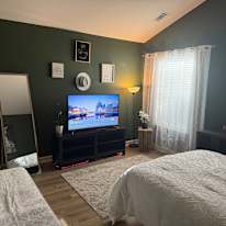 Ali's room