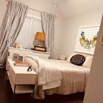 Marie Anderson's room