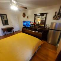 Jason Bryan, Realtor's room
