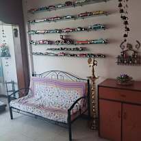 makarand's room