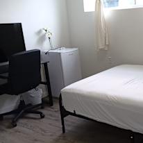 Christy Le's room