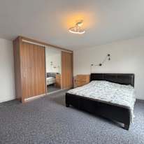YEBS's room