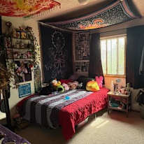 Jacqua's room