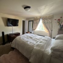 Lin's room