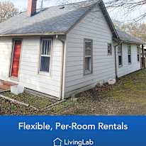 Alcove Rooms's room