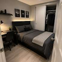 CRISTIAN ARANEDA's room
