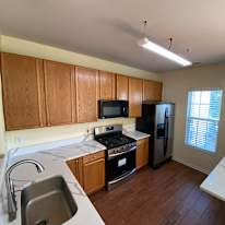 Alcove Rooms's room