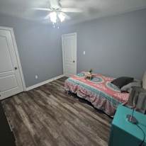 kelly's room