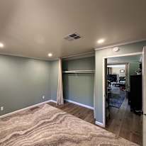 Chandra Bernd's room