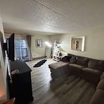 Mercedes's room