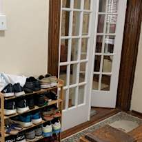 Dinesh's room