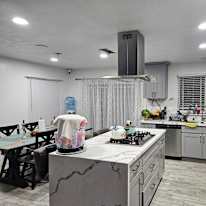 Luis's room