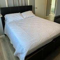 Alicia's room