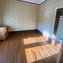 Apple's room