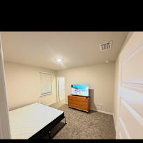 LandlordDRW's room