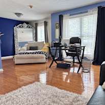 Donna's room