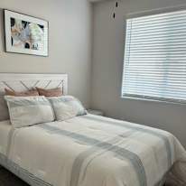 Room for rent's room