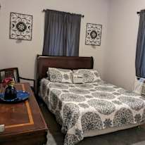 Room for rent's room