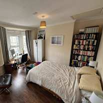 Jess Hoskins's room