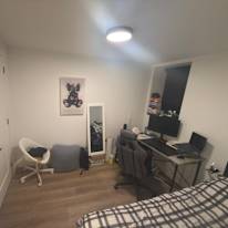 Avery MacDonald's room