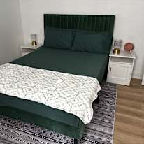 Lc's room