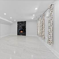 Akbar's room