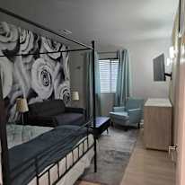 Anne's room