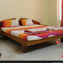 Apurv's room