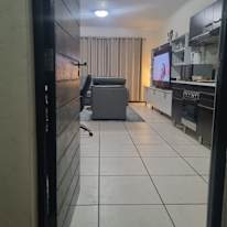 Bongs's room