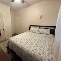 Reina's room