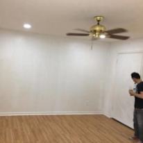 luis's room