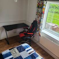 Alex perry's room