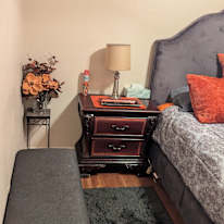 Vee's room