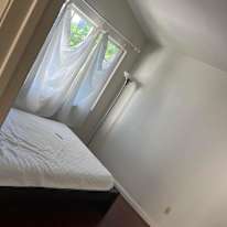 Iza Max's room
