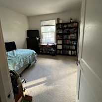 Mayra's room