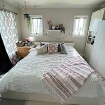 Giordaine's room