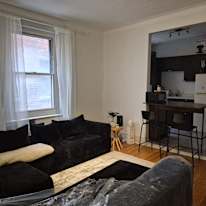 Larissa C's room