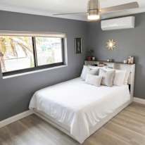 Leonor's room