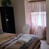 Derek Simmons's room