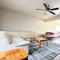 Anoop Gupta's room